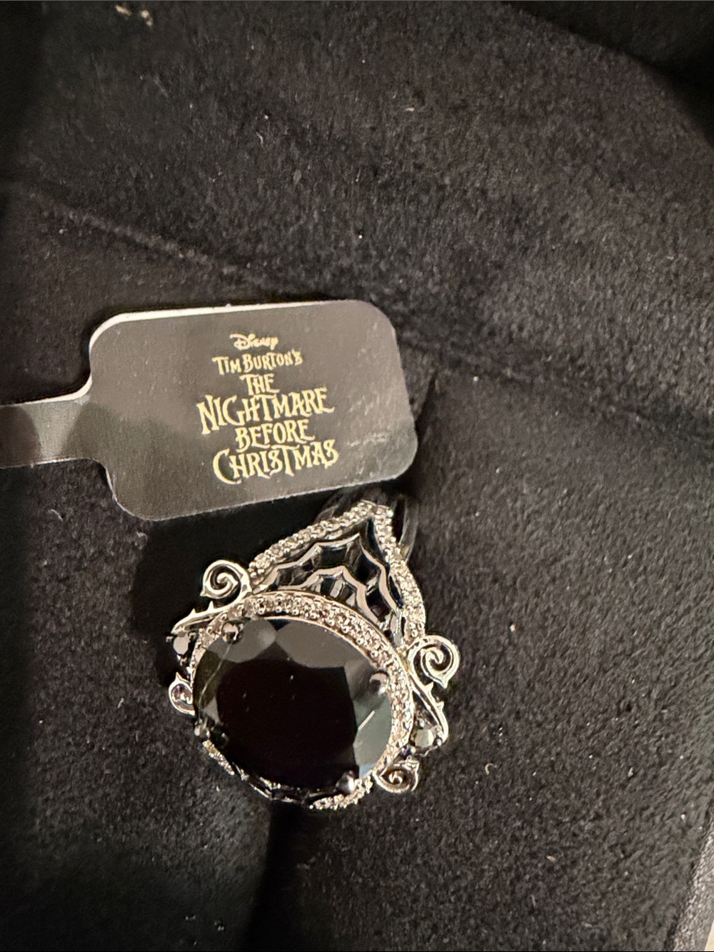 Kay jewelers Disney treasures nightmare before Christmas ring - Picture 3 of 6